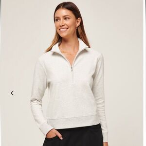 Travis Matthew women’s cloud fleece half zip